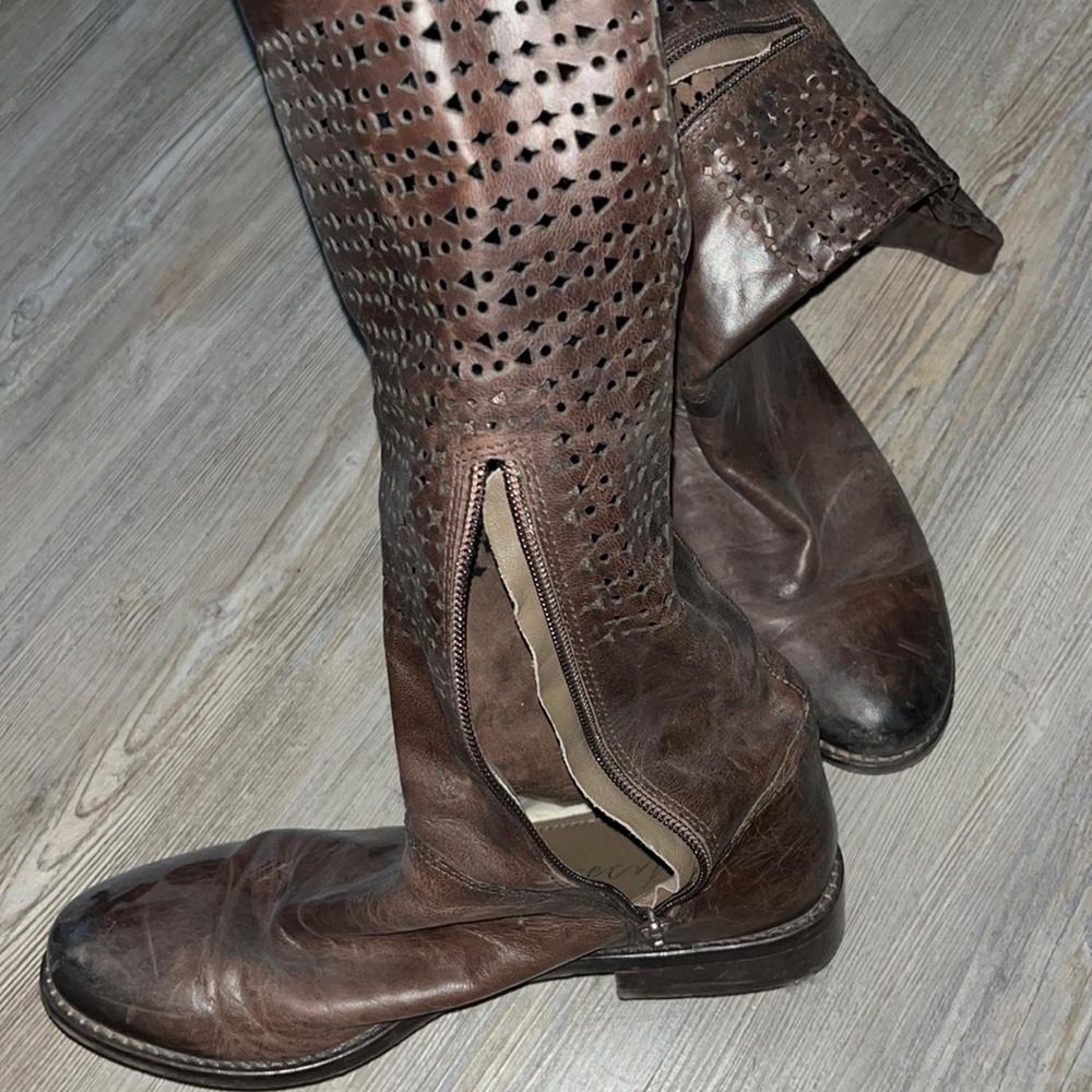 Fall boots